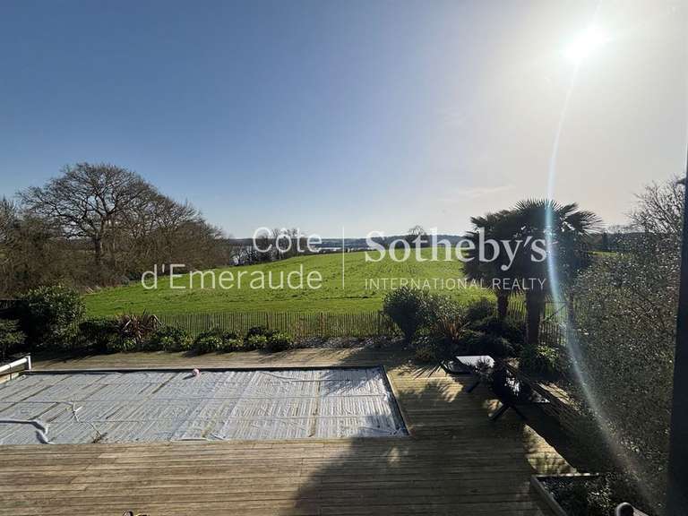 Maison Plouër-sur-Rance - 5 chambres - 240m²