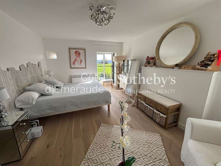 House Plouër-sur-Rance - 5 bedrooms - 240m²