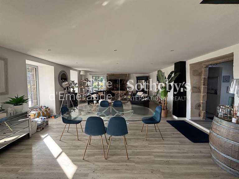 House Plouër-sur-Rance - 5 bedrooms - 240m²
