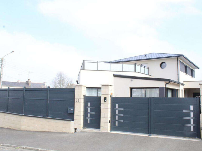 House Ploufragan - 5 bedrooms