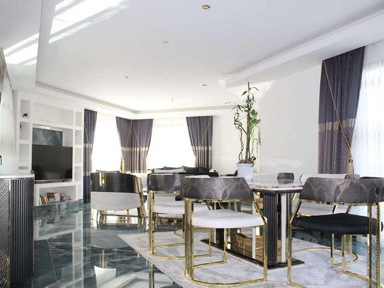 House Ploufragan - 5 bedrooms