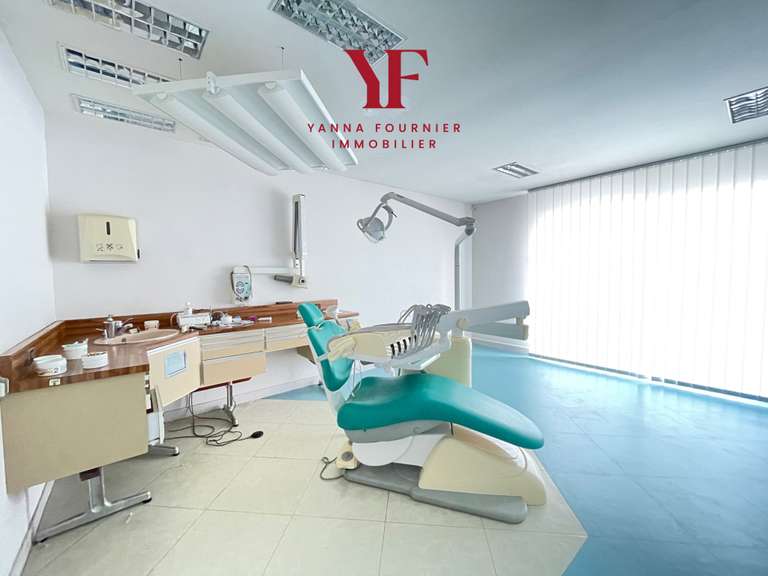 Maison Plougastel-Daoulas - 4 chambres - 303m²