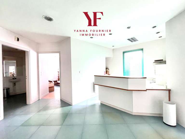 Maison Plougastel-Daoulas - 4 chambres - 303m²