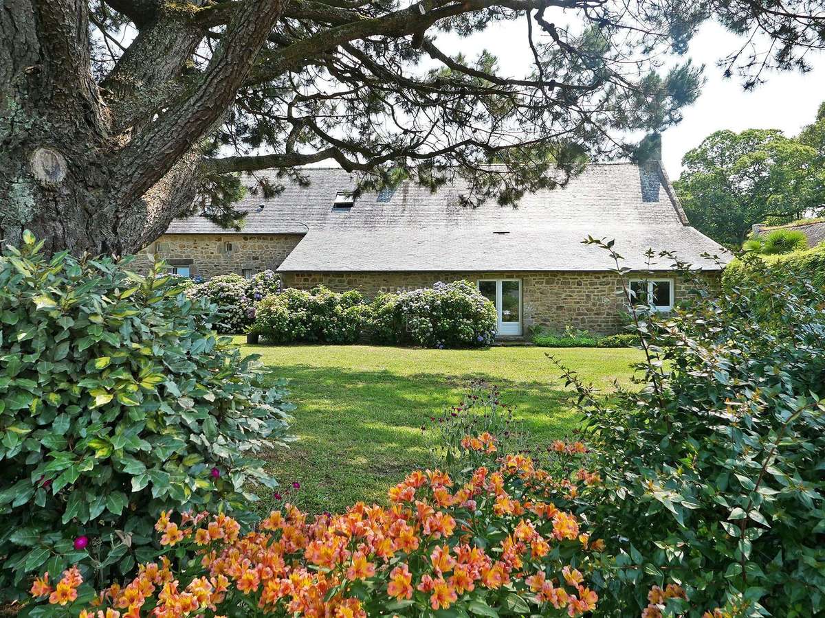 Maison Plougoumelen