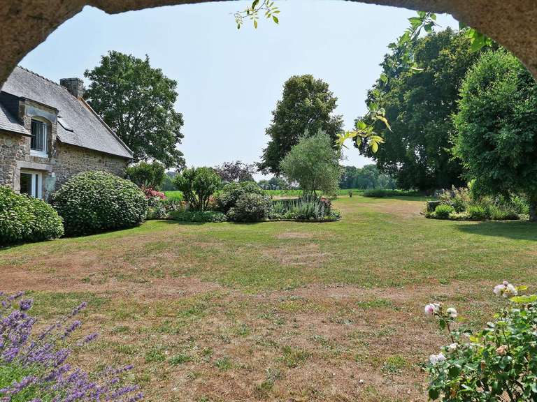 House Plougoumelen - 7 bedrooms