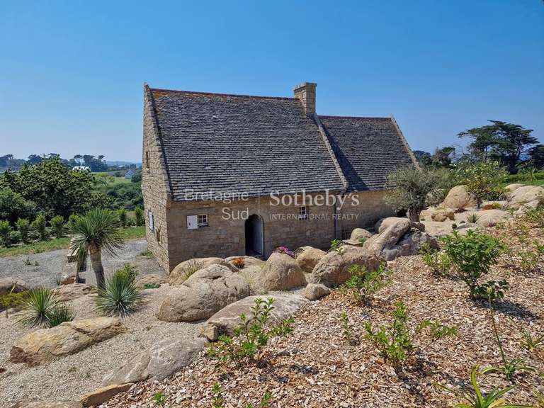 Maison avec Vue sur mer Plougrescant - 9 chambres - 352m²