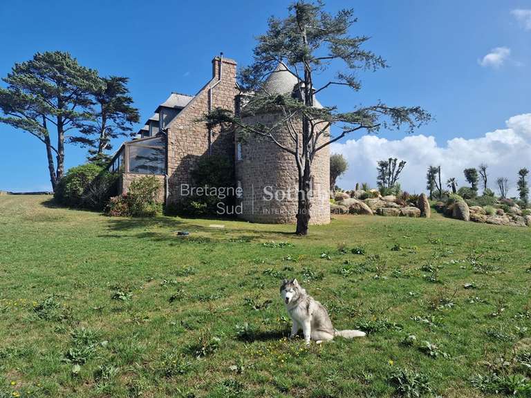 Maison avec Vue sur mer Plougrescant - 9 chambres - 352m²