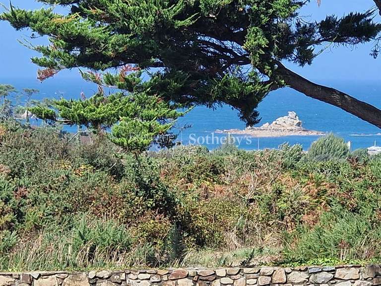 House with Sea view Plougrescant - 9 bedrooms - 352m²