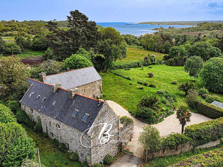 Maison Plougrescant - 8 chambres