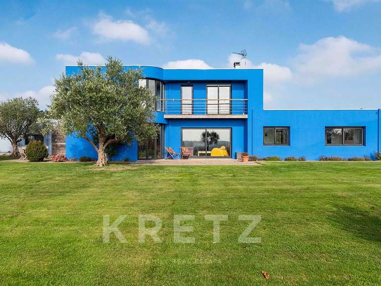 Maison Plouguiel - 5 chambres - 226m²