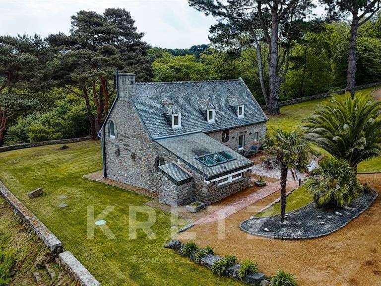 Propriété Plouha - 3 chambres - 220m²