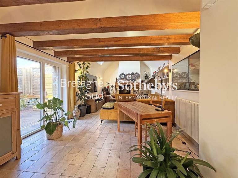 Maison Plouhinec - 8 chambres - 240m²