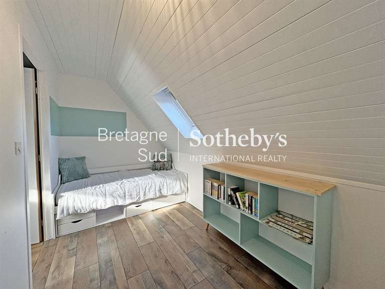 Maison Plouhinec - 8 chambres - 240m²