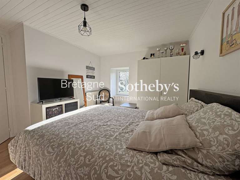 Maison Plouhinec - 8 chambres - 240m²