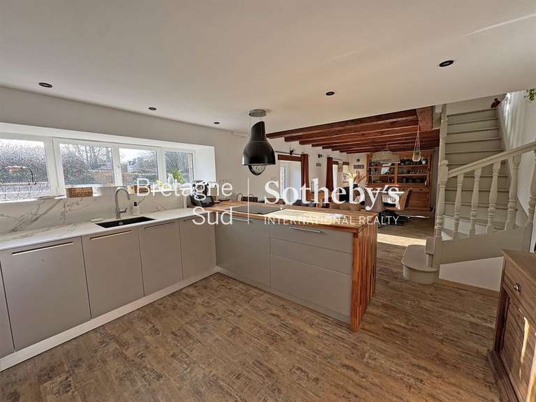 Maison Plouhinec - 8 chambres - 240m²