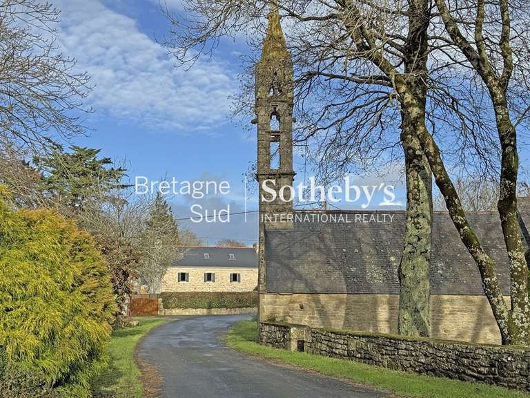 Maison Plouhinec - 8 chambres - 240m²