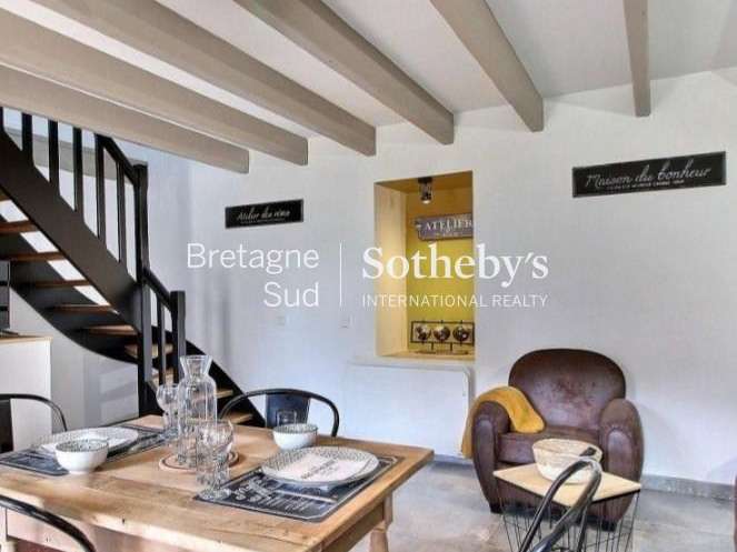 Maison Plouhinec - 8 chambres - 240m²