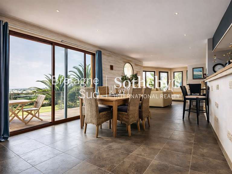 Maison Plouhinec - 6 chambres - 216m²