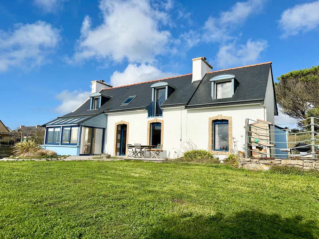 House Plouhinec