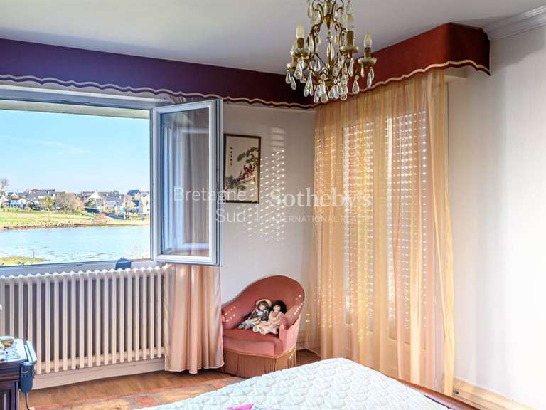 Maison Plouhinec - 8 chambres - 275m²