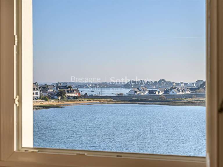 Maison Plouhinec - 8 chambres - 275m²