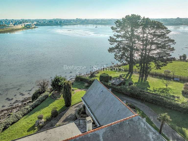 Maison Plouhinec - 8 chambres - 275m²