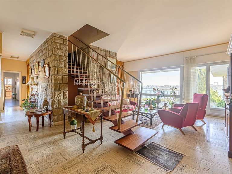 Maison Plouhinec - 8 chambres - 275m²