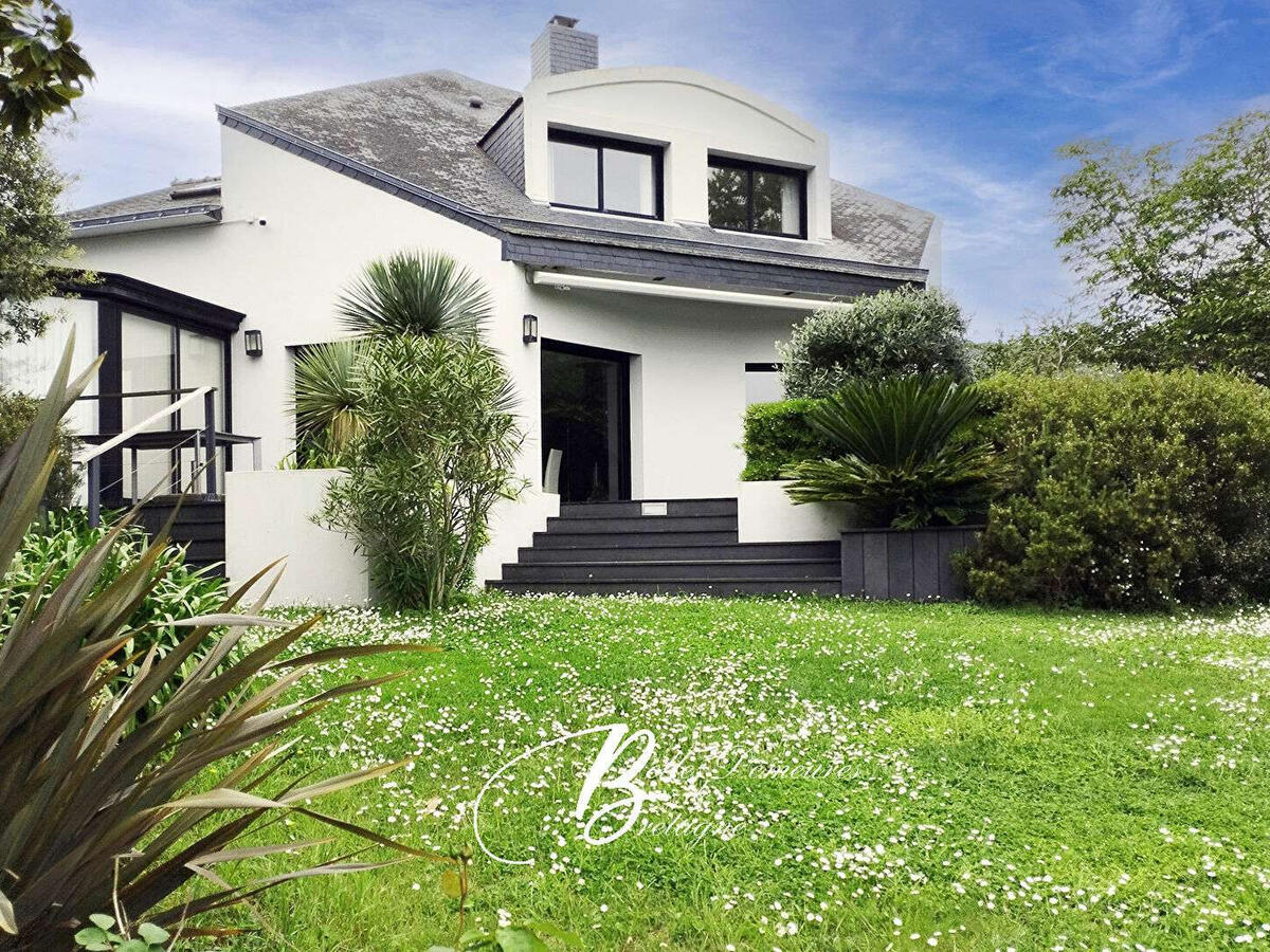 House Plouhinec
