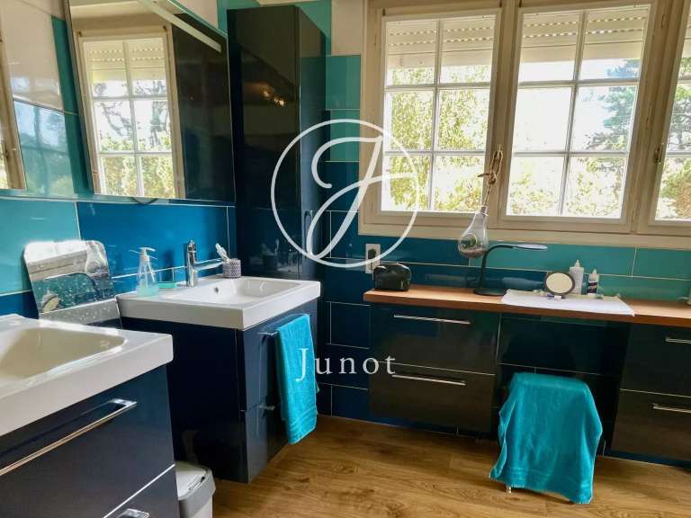 House with Sea view Plouhinec - 8 bedrooms - 250m²