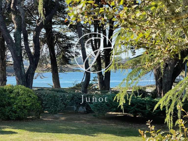 House with Sea view Plouhinec - 8 bedrooms - 250m²