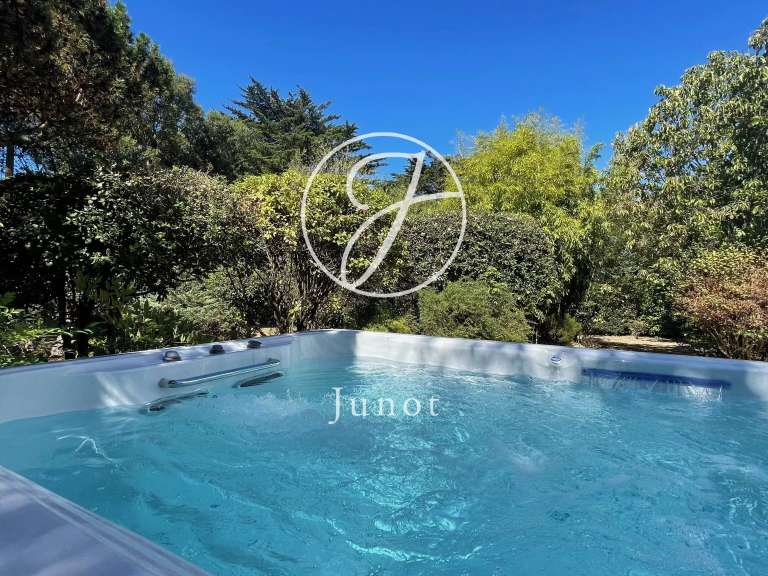 House with Sea view Plouhinec - 8 bedrooms - 250m²