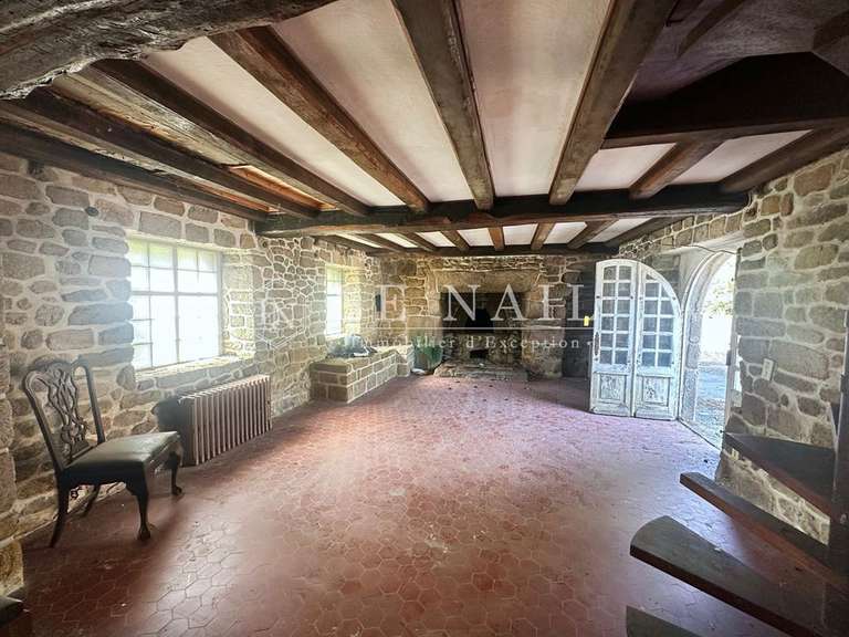 Maison Plouhinec - 3 chambres - 230m²