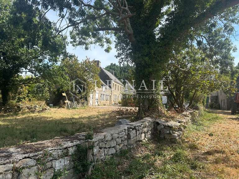 Maison Plouhinec - 3 chambres - 230m²