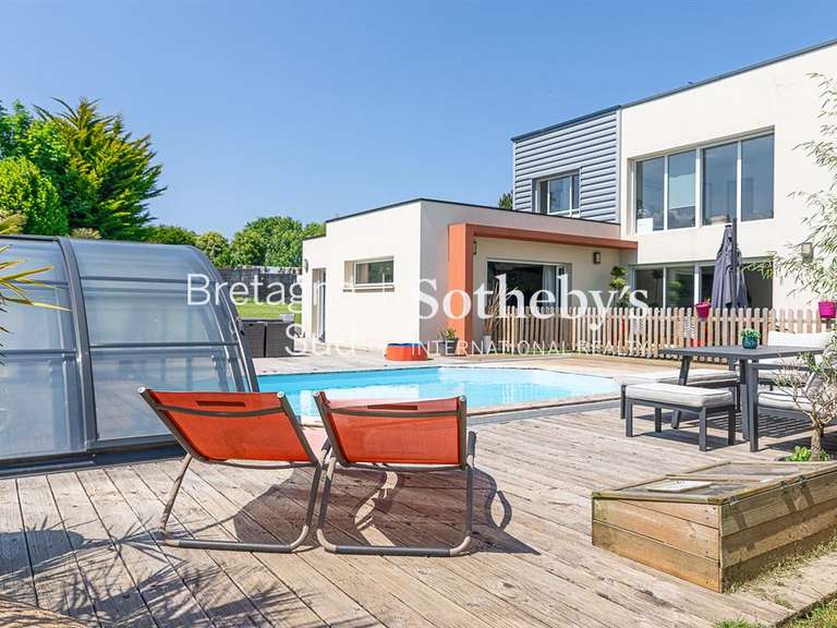 Maison Plourhan - 6 chambres - 216m²