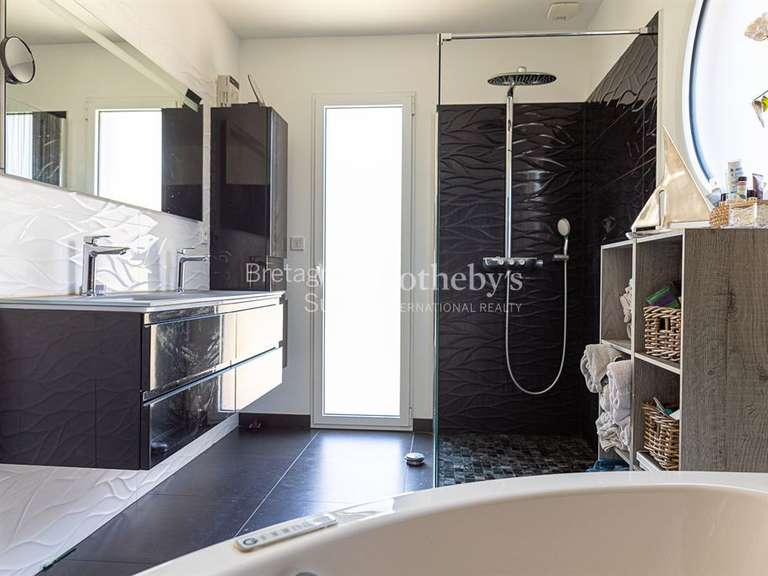 Maison Plourhan - 6 chambres - 216m²