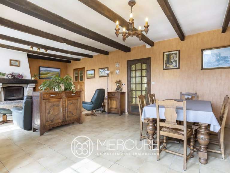 Maison Pluguffan - 8 chambres - 240m²
