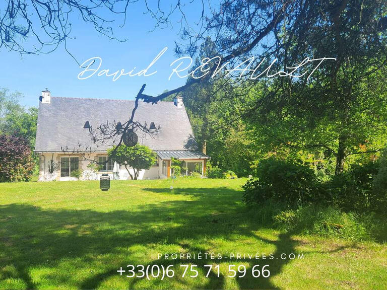 House Plumelec - 5 bedrooms