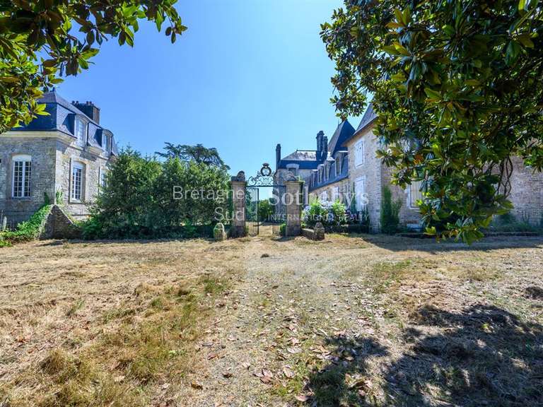 Manor Pluneret - 700m²