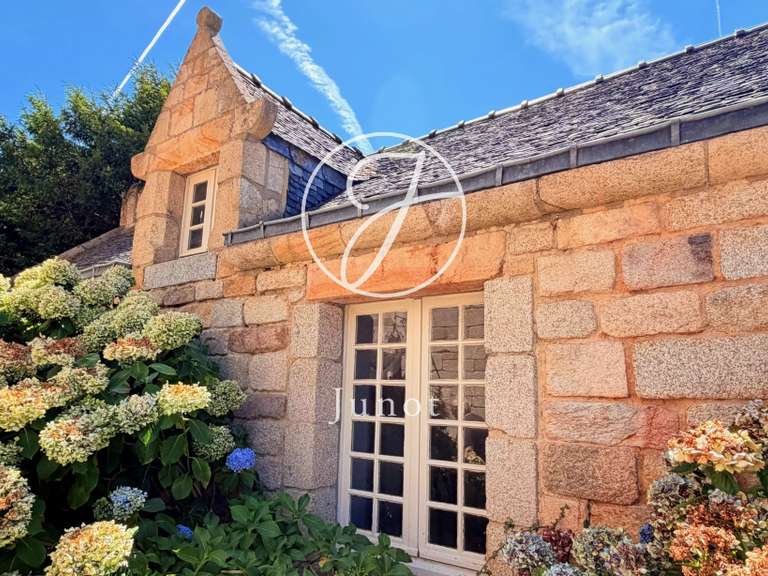 Château Pluvigner - 9 chambres - 600m²