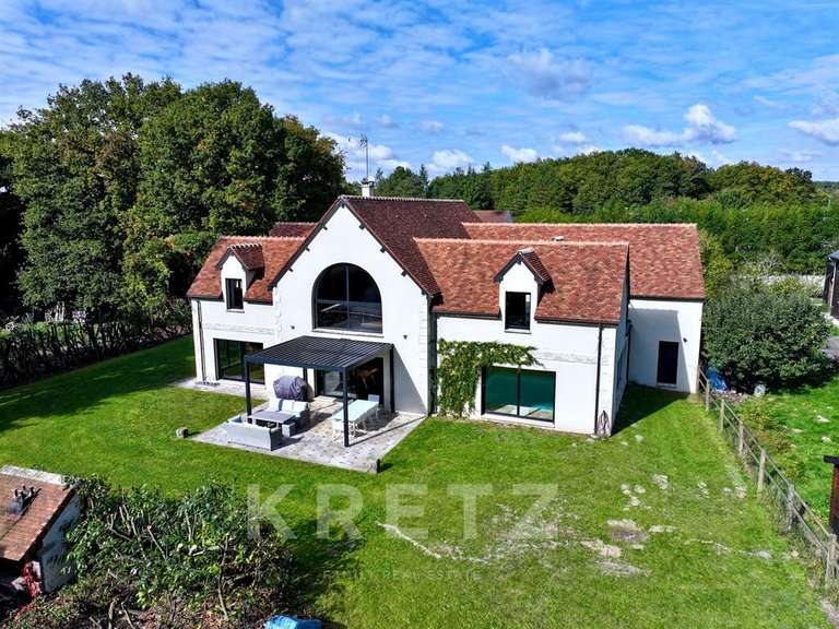 Maison Poigny-la-Forêt - 4 chambres - 458m²