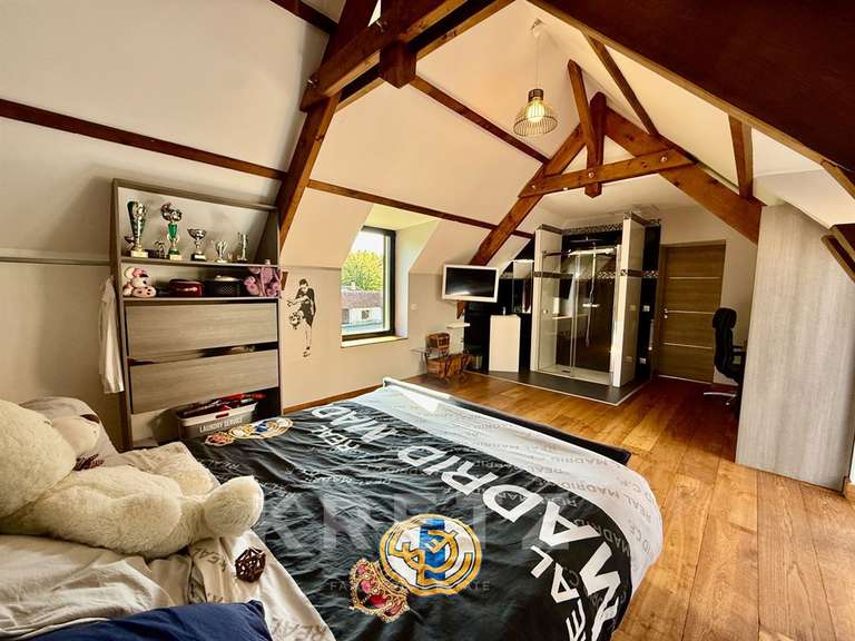 Maison Poigny-la-Forêt - 4 chambres - 458m²