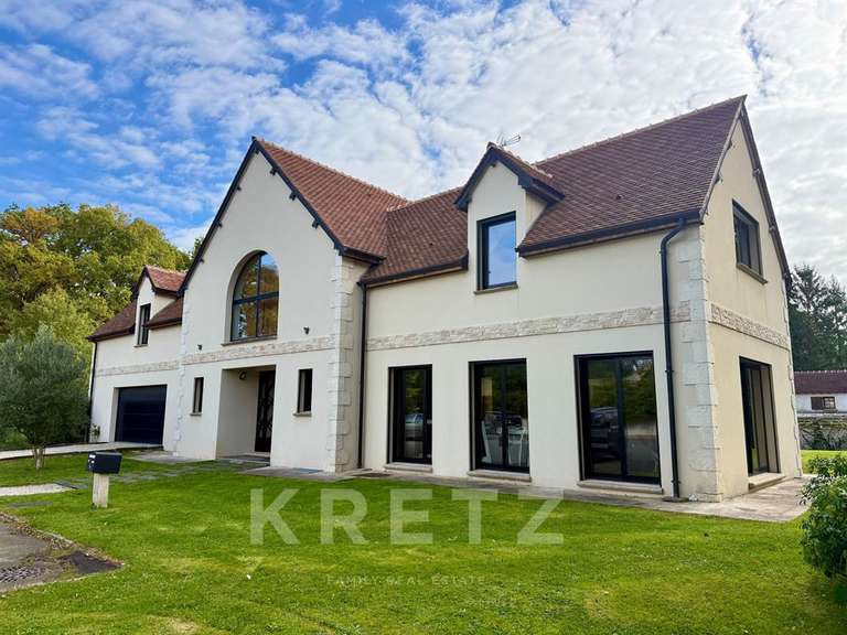 Maison Poigny-la-Forêt - 4 chambres - 458m²