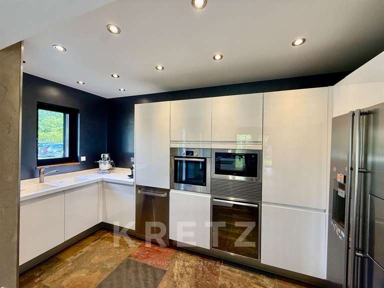 Maison Poigny-la-Forêt - 4 chambres - 458m²