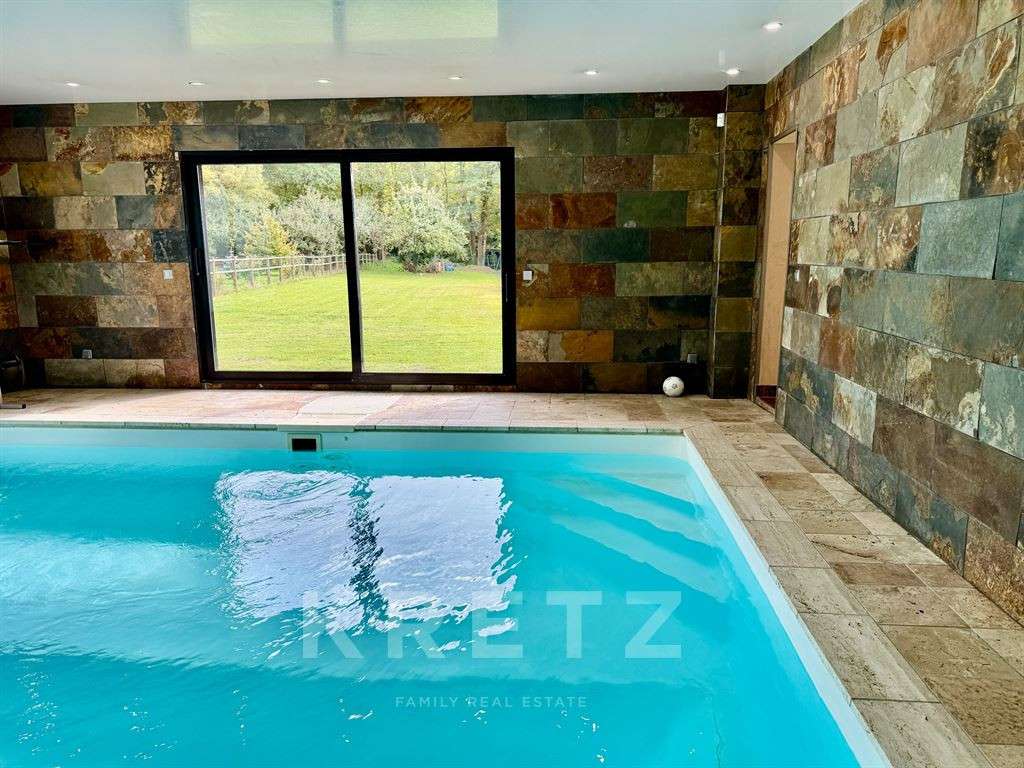 House Poigny-la-Forêt