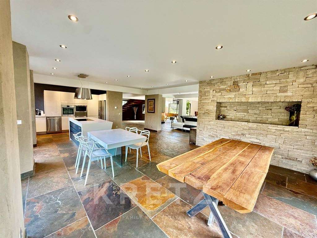 House Poigny-la-Forêt