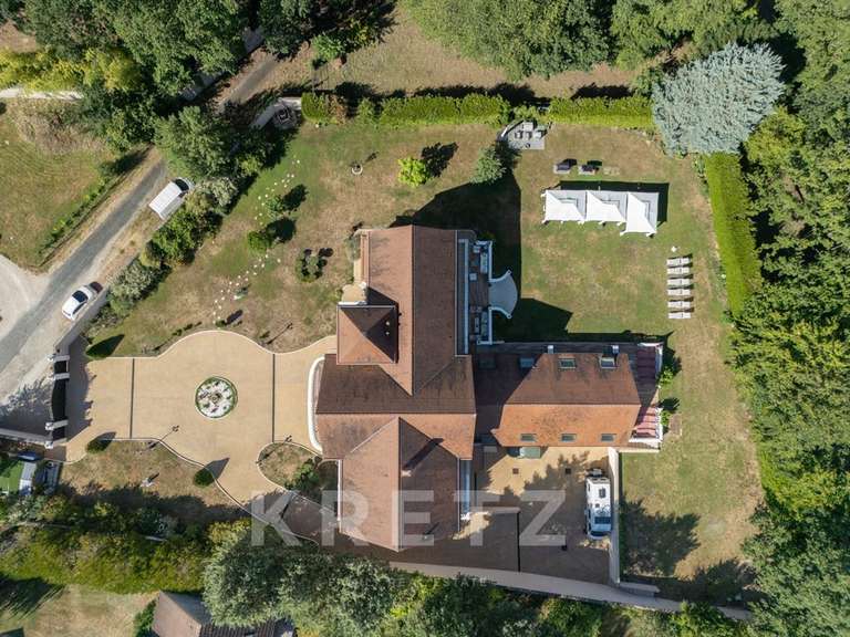 Maison Poigny-la-Forêt - 5 chambres - 587m²