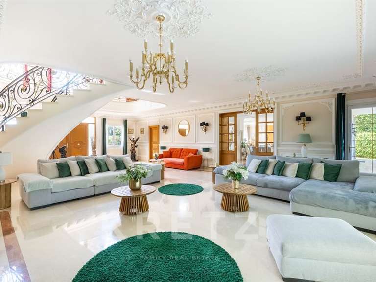 Maison Poigny-la-Forêt - 5 chambres - 587m²