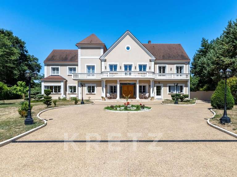 Maison Poigny-la-Forêt - 5 chambres - 587m²