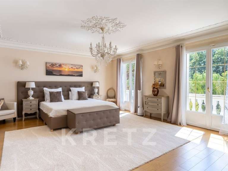Maison Poigny-la-Forêt - 5 chambres - 587m²