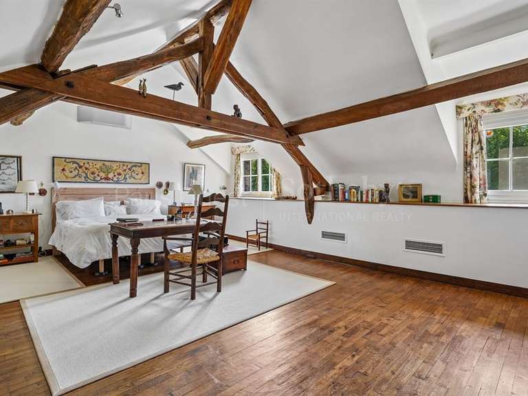 Maison Poigny-la-Forêt - 5 chambres - 220m²